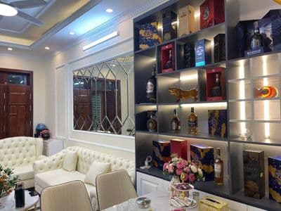 Bán nhà phố Thạch Bàn, gần đường ô tô, gần Eonmaill