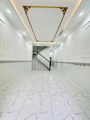Đường 6m thông, nhà 4 tầng, đầm sen, đẹp chắc chắn