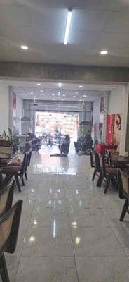 cho thuê nhà mặt tiền Nguyễn Thị Thập gần Go. dt 5m x 30m giá 35triệu