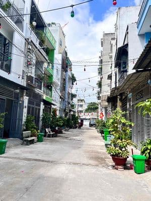 Nhà đẹp giá rẻ. giáp gò vấp