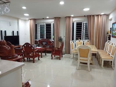 Mình cần bán căn penthouse Thủ Thiêm Star 240m2 Giá 7.7 tỷ
