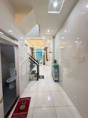 bán nhà Huỳnh Tấn phát quận 7