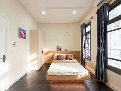 Studio FullNT Ánh Sáng Đối Diện đường Lê Văn Sỹ & Chợ Nguyễn Văn Trỗi