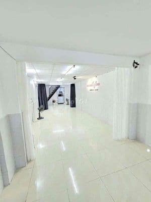 58m2! Bán nhà 2 tầng sát Mặt tiền Huỳnh Văn Bánh, P11. Nguyễn Văn Trỗi