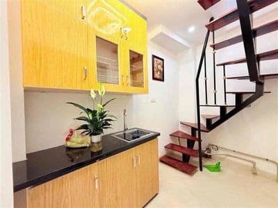 CHỈ 2 TỶ CÓ NHÀ 4 TẦNG -3 NGỦ TRUNG TÂM ĐỐNG ĐA - HỘ KHẨU XỊN