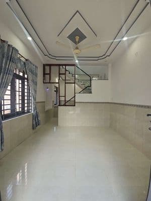Bán Nhà 1 trệt 1 Lầu Bình chuẩn 17 thông tpk 42 nhà xây ở