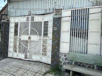 nhà ngộp cần bán gấp