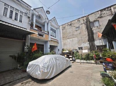 Nhà phố 3 phòng ngủ kdc gần chợ Tân Long Dĩ An
