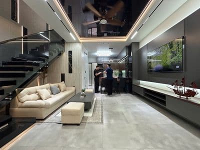 SIÊU PHẨM NGANG 5,2 x 13_ NỘI THẤT CAO CẤP_4PN - 4WC_GẦN NH HÒA BÌNH