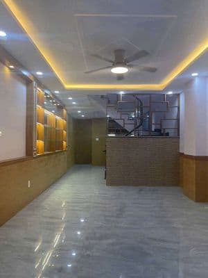 nhà trường chinh 4 x 16m đúc 1 lầu đẹp