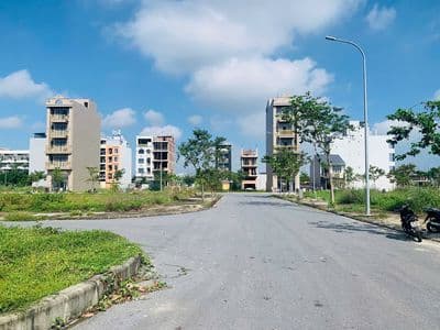 Bán lô đất 6x20,5=123m², cách đại học FPT 300m, Thích Hợp Xây Căn Hộ