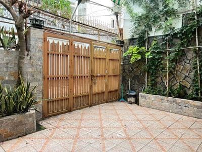 Cho thuê biệt thự 40/2 lam sơn phường 6 , quận bình thạnh