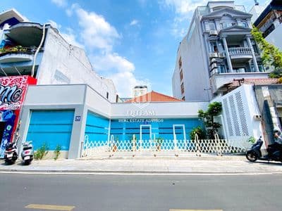 Biệt thự mặt tiền đặng dung – quận 1 15x20m - 2 tầng - giá rẻ