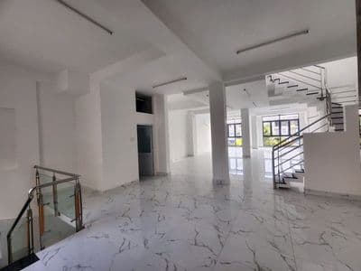 NHÀ ĐÔI KHU TÊN LỬA GẦN AEON 8x20m 4 tầng