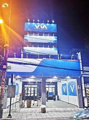 Cho thuê nhà mặt tiền đường Tỉnh Lộ 10 , 10 x 30m Vị trí siêu đẹp Vipp