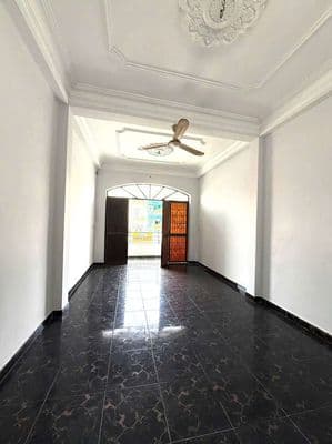 U 9 Bạch mã phường 15 Quận 10.