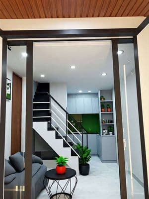 nhà 3 x 6 1 trệt 2 lầu chính chủ bán quận 7