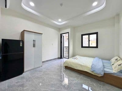 CĂN HỘ DỊCH VỤ ĐẦY ĐỦ NỘI THẤT NGAY CẦU VƯỢT NGÃ TƯ GA