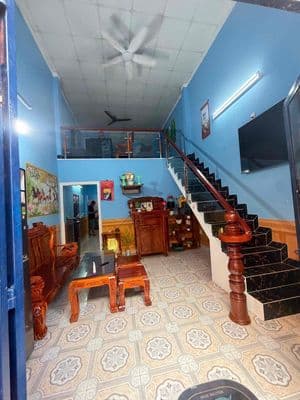 bán nhà gác đổ cách chợ dĩ an tầm 300 m vị trí trung tâm của dĩ an