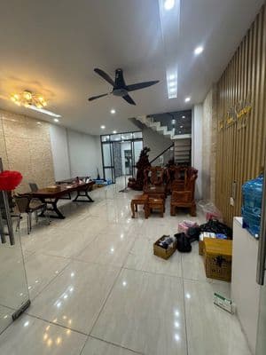 Nhà 6x18m, 3 tầng, 4PN, KDC Bình Hưng, Bình Chánh
