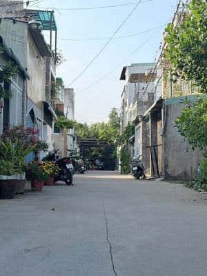 2TY8 – NHÀ KIÊN CỐ TRỆT LỬNG - NHÀ ĐẸP LÒ LU – HẺM 5M THÔNG