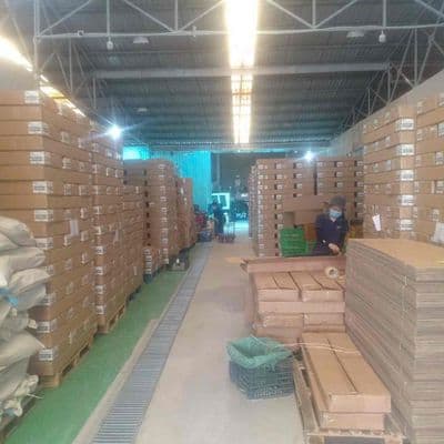 CHO THUÊ XƯỞNG 800m2 GIÁ 39tr/ tháng .