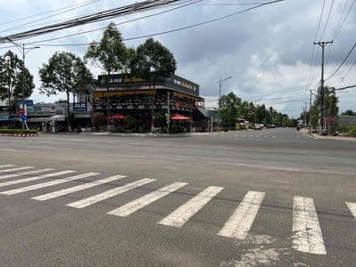 Gần 1000m2 mặt tiền đường đặng văn dầy, sau lưng đền thờ vua hùng