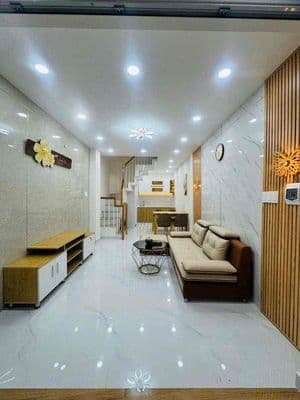 nhà bán , đường 100 Bình thới Q11 - 4 tầng - 5 phòng - hẻm 4m