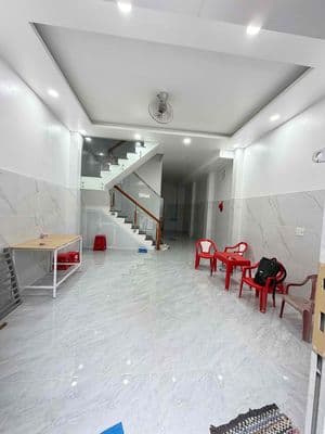 MT Trần Minh Quyền Quận 10 CHÍNH CHỦ DT: 5x15 , Kết cấu: trệt, 3