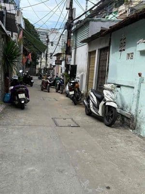 BÁN ĐẤT TẶNG NHÀ TIỂU LA, 74M2 - KIỆT Ô TÔ - TRUNG TÂM HÒA CƯỜNG - G