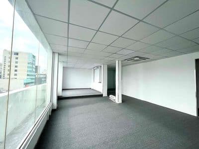 Văn phòng Trần Nhật Duật Q1, 140m2, sàn suốt, ngăn sẵn phòng