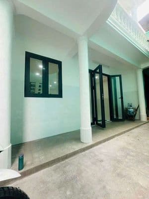 4,1 tỷ - nhà mới ở ngay - chợ thủ đức - 50m2 - nhà 2 tầng 3 phòng ngủ