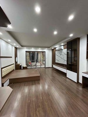 Bán nhà phố nguyễn ngọc vũ dt 50mx 5 tầng thang máy giá 13,7 tỷ