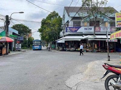 Bán gấp giá tốt nền thổ gần chợ