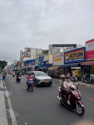 Cho thuê nhà nguyên căn 175 Tô Hiến Thành. DT: 8 x 16m, 1trêt, 4 lầu