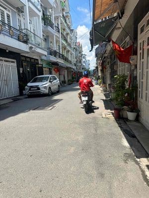 nhà thới an 05.(q12)tiện kinh doanh mua bán