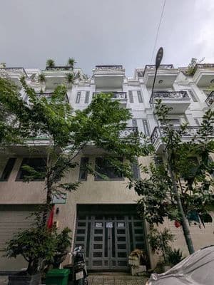 HƠN 4 TỶ - Q12 - HXH - 5 TẦNG NHÀ THÔ THIẾT KẾ RIÊNG - SÁT GÒ VẤP