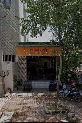Cho thuê mặt bằng 2 mặt tiền sát phòng công chứng số 1