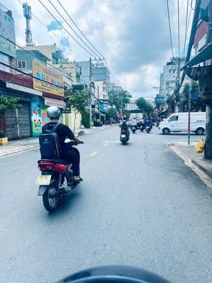 Cho Thuê Căn Ngay Góc Thạch Lam,1 Trệt 3 Lầu, 4x30m, Giá 28tr/Th