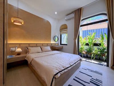 cách 5m ra Kiệt Ôtô quay đầu, nhà có Phòng ngủ dưới, thu nhập 320trieu