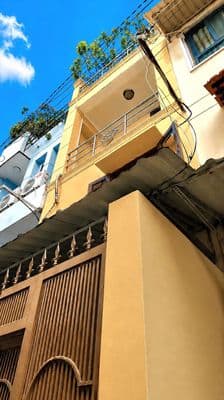 Ô tô đỗ cách 1 căn nhà 78m2 sàn 4 tầng 3pn