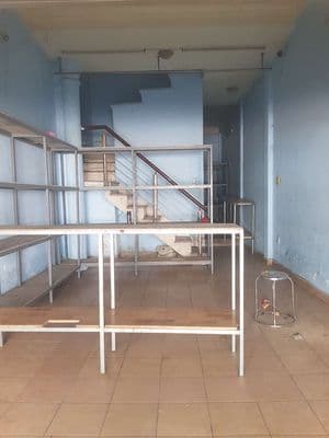 Nhà nguyên căn mặt tiền đường lớn. 1 trệt 2 lầu, dt 4×14 có 4pn,3wc