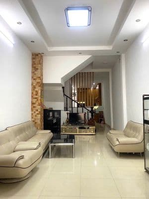 Hiếm! Lâm Văn Bền Q7 - Hẻm xe hơi - 3 tầng 4pn, 3.9x20m - chỉ 9.5 Tỷ