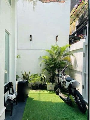 VÀI BƯỚC RA PHỐ TÂY - BÙI VIỆN - LÊ THỊ RIÊNG -QUẬN 1 - 6X15M - 30 TỶ