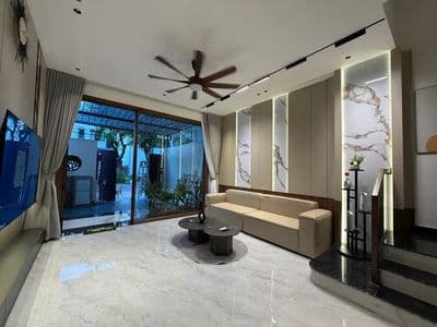Bán nhà mới 100% full nội thất mt đường 7m5 Nguyễn Sắc Kim, Hoà Xuân
