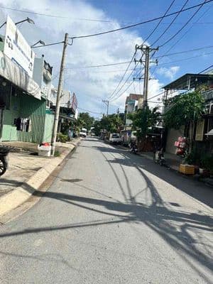 Đất MT Thạnh Lộc, KDBB đa nghành, DT: 7m x16m, Đường nhựa 10m, giáp GV
