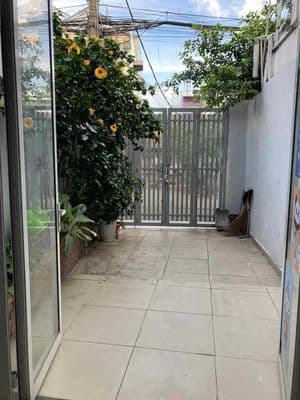 Nhà 1 trệt 2 lầu 3PN Mặt tiền đường gần cầu Vượt Linh Xuân Thủ Đức