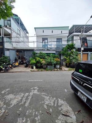 Cho thuê nhà 1 trệt 1 lầu DT 15x20 trống suốt sát bên Tên Lửa