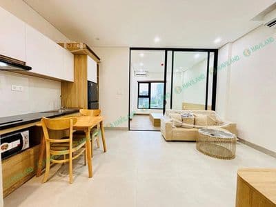 Tòa Căn Hộ Mới 100% Trung Tâm Đi Bộ Ra Biển