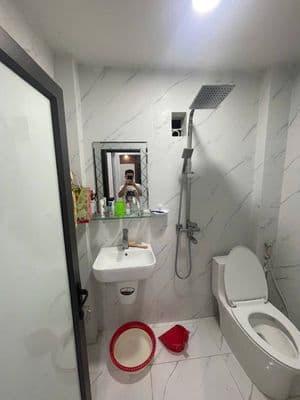 Chính chủ cho thuê nhà Nguyên Căn - ngõ 295 Bạch Mai